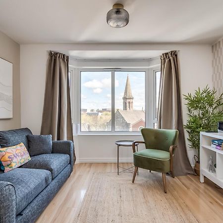 Central Belfast Apartments Queen'S Hideaway ภายนอก รูปภาพ