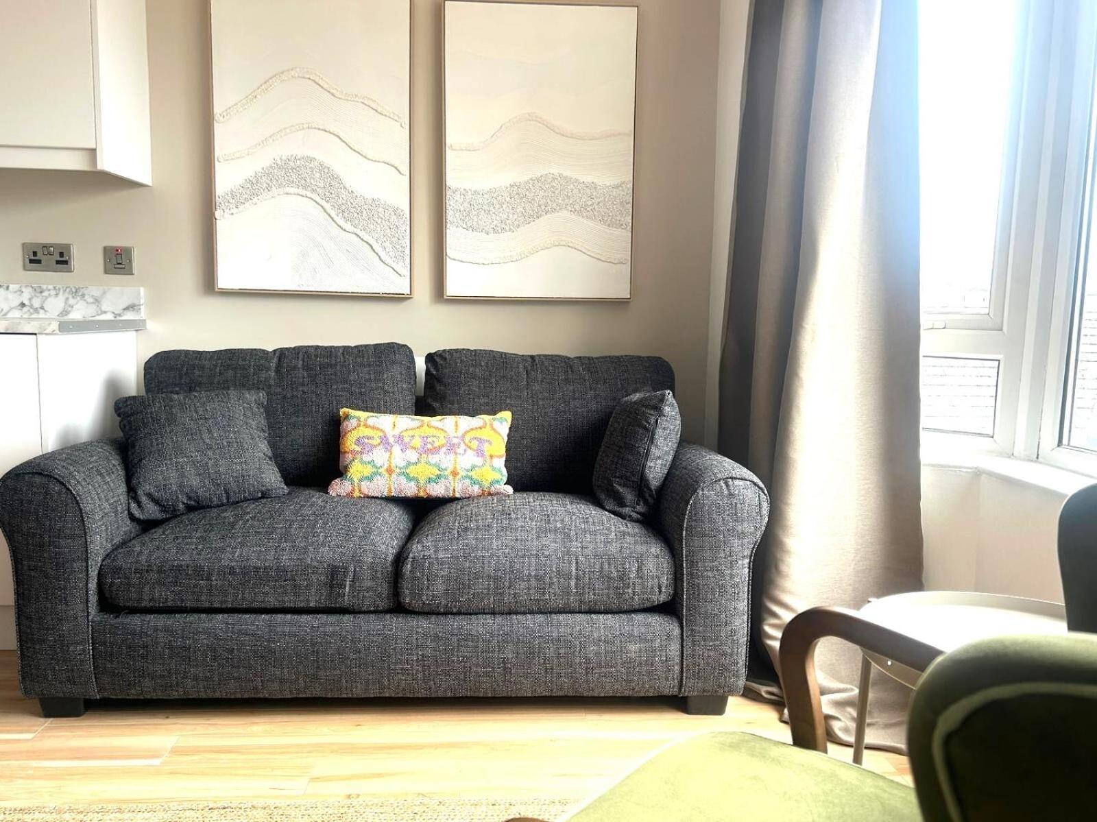 Central Belfast Apartments Queen'S Hideaway ภายนอก รูปภาพ