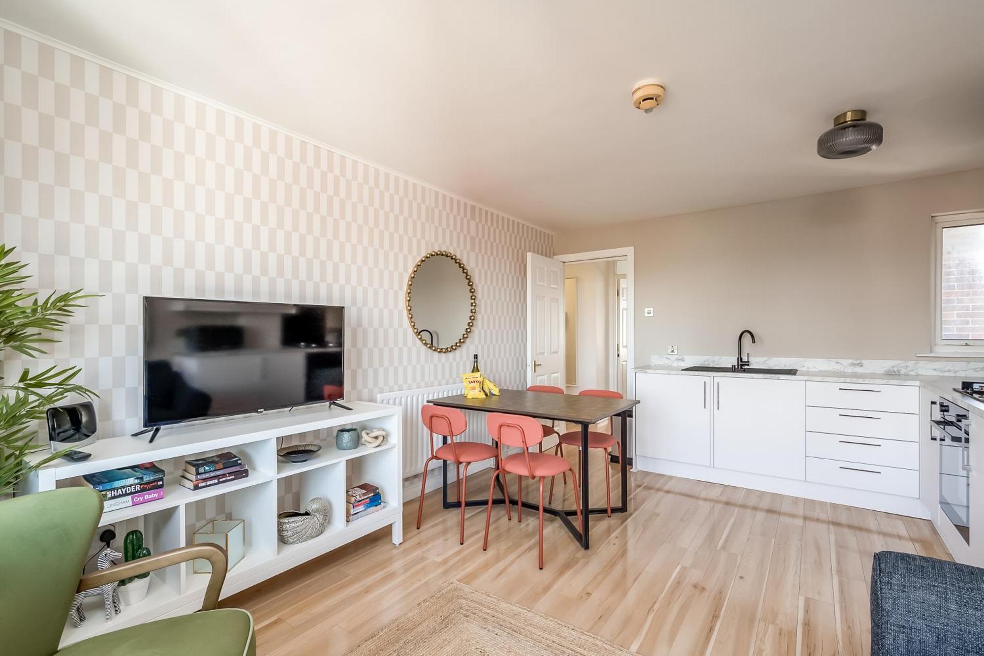 Central Belfast Apartments Queen'S Hideaway ภายนอก รูปภาพ