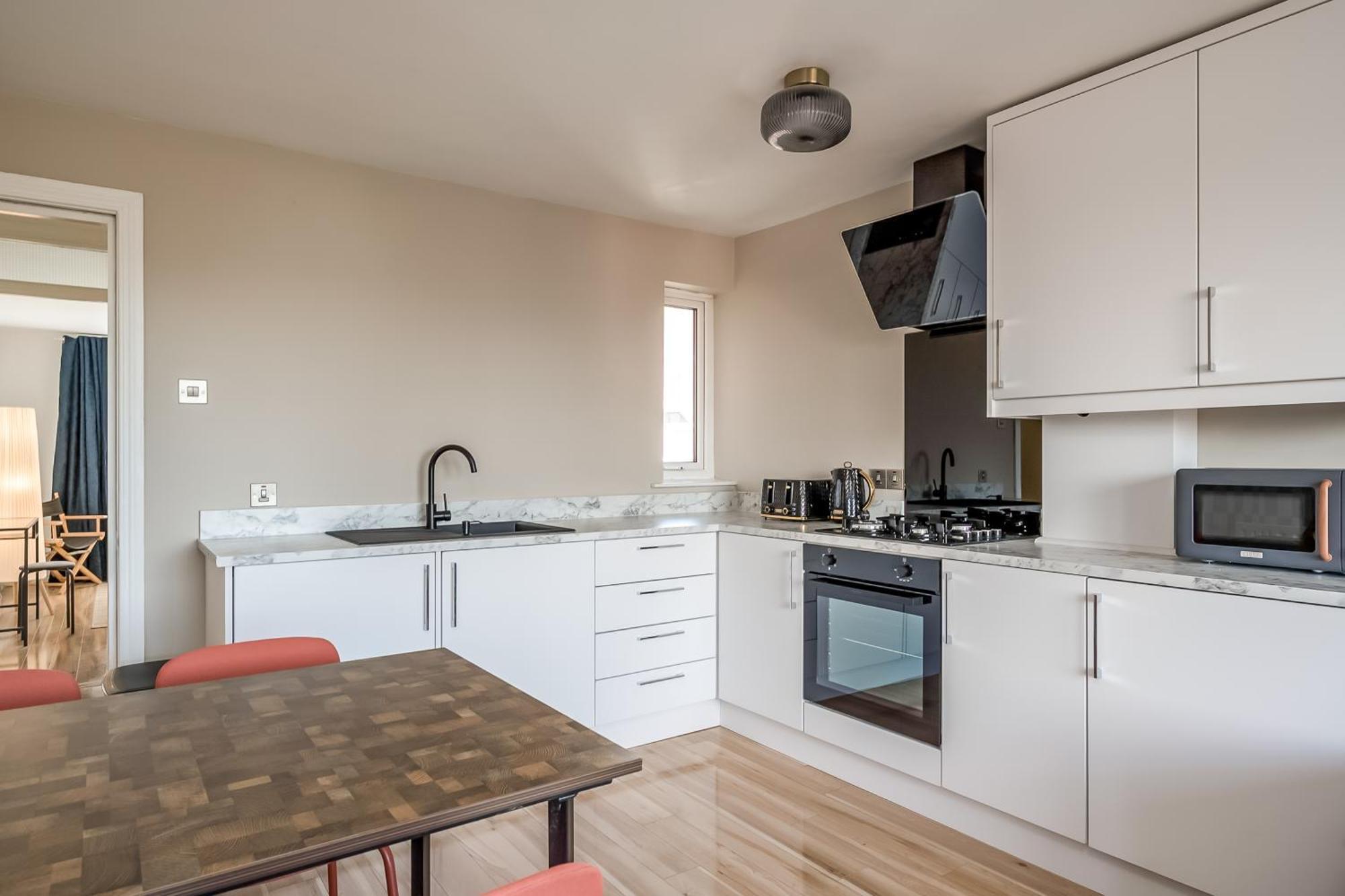 Central Belfast Apartments Queen'S Hideaway ภายนอก รูปภาพ